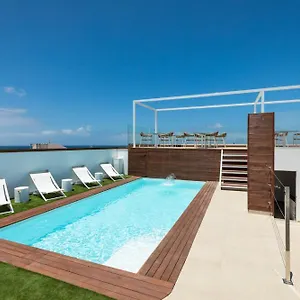 House Hotel